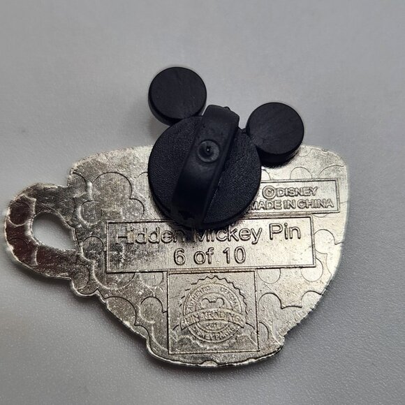Disney Trading Pin Hidden Mickey DLR 2015 Mad Tea Party Cups Chaser Tea Cup - Picture 2 of 4